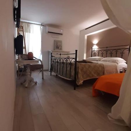 La Nicchia Del Borgo Διαμέρισμα Ταράντο Εξωτερικό φωτογραφία