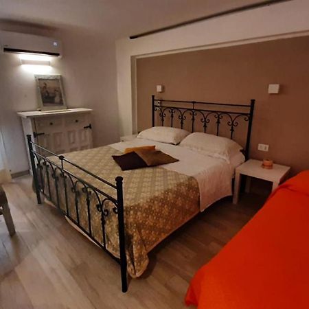La Nicchia Del Borgo Διαμέρισμα Ταράντο Εξωτερικό φωτογραφία